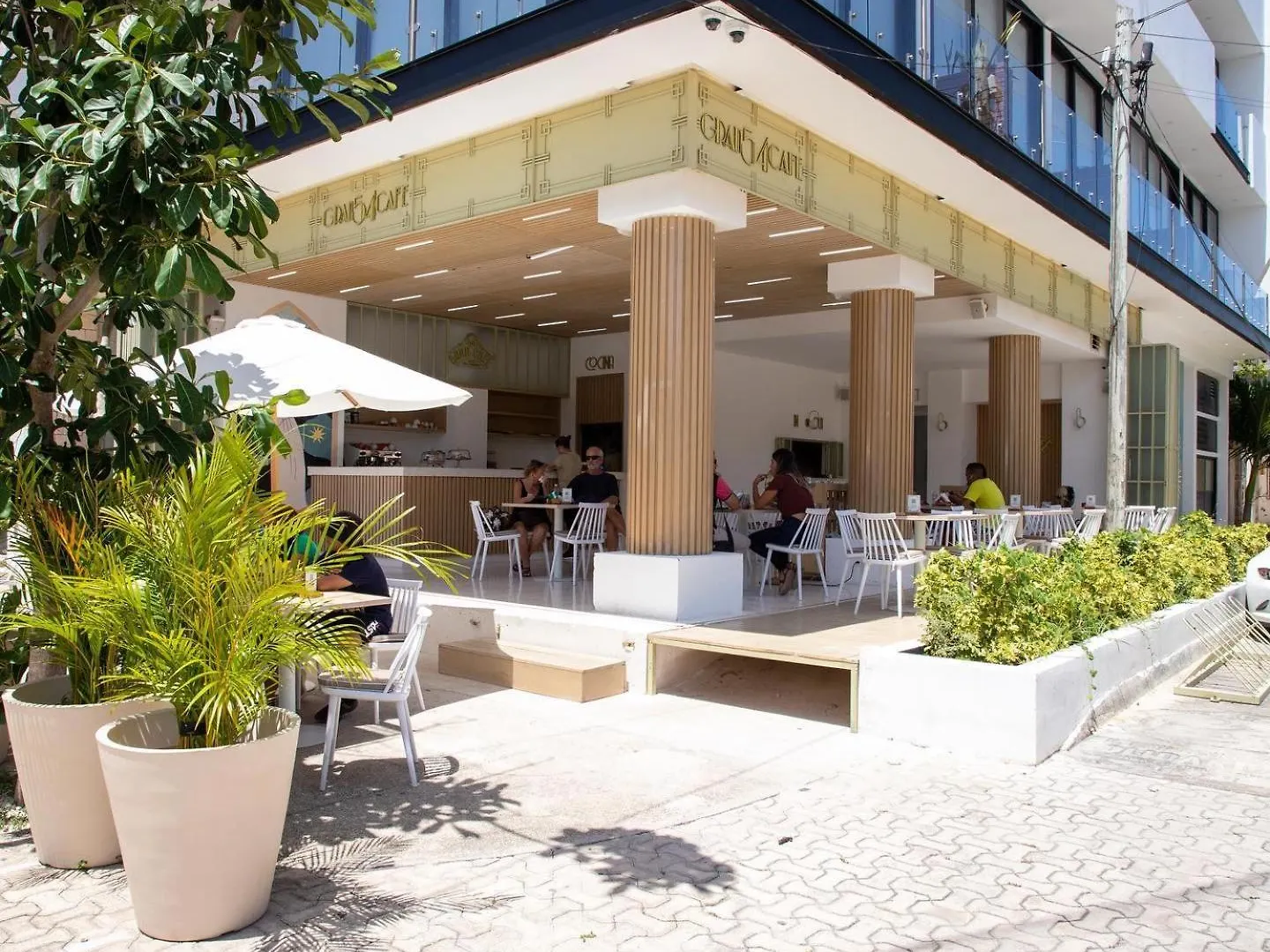 B1 Romantic Beachside Escape Capri Theme Memory Foam Queen Bed Kitchen Ac Playa del Carmen